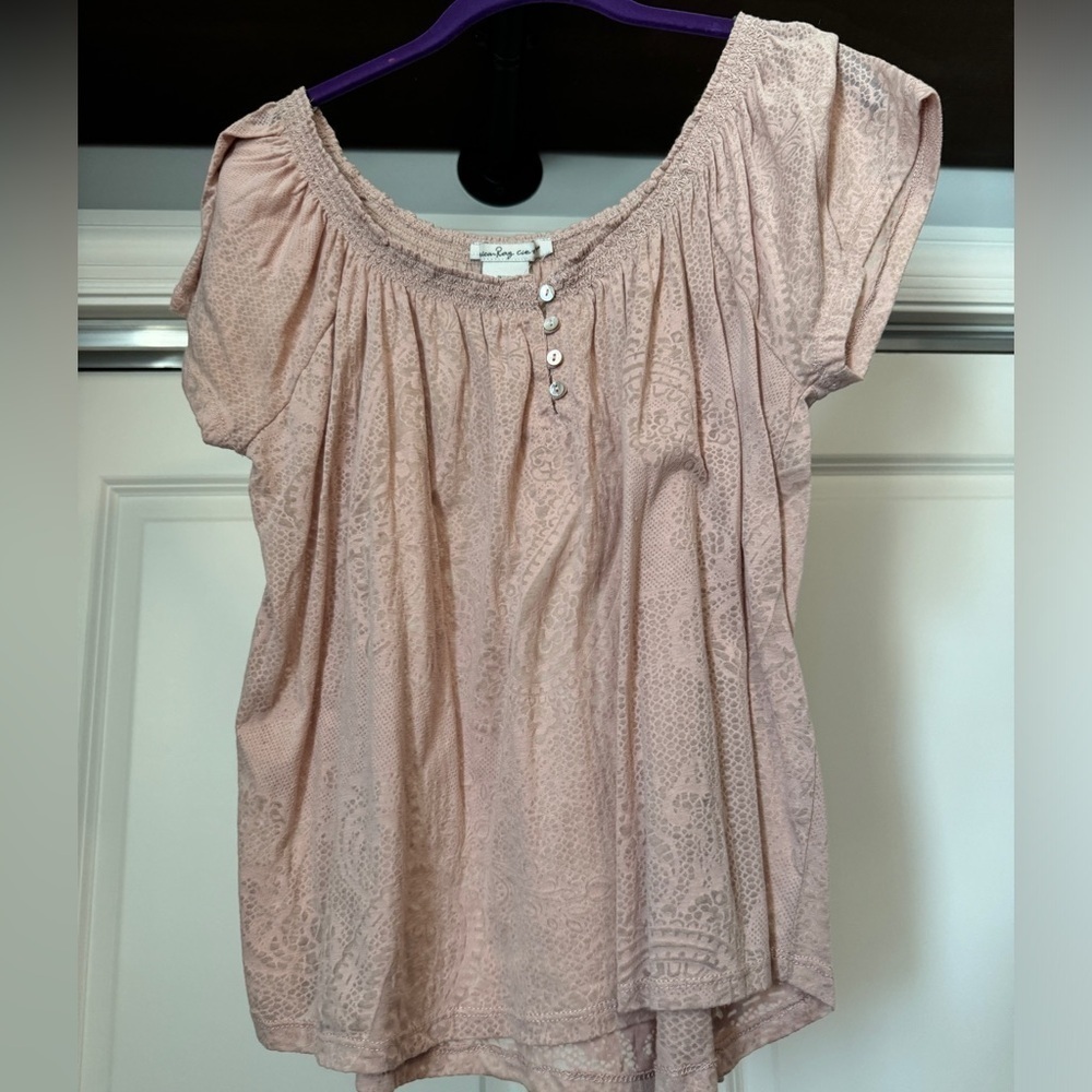 American Rag Size Medium mauve color top